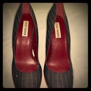 Steve Madden Timeless Pinstyle Shoe!